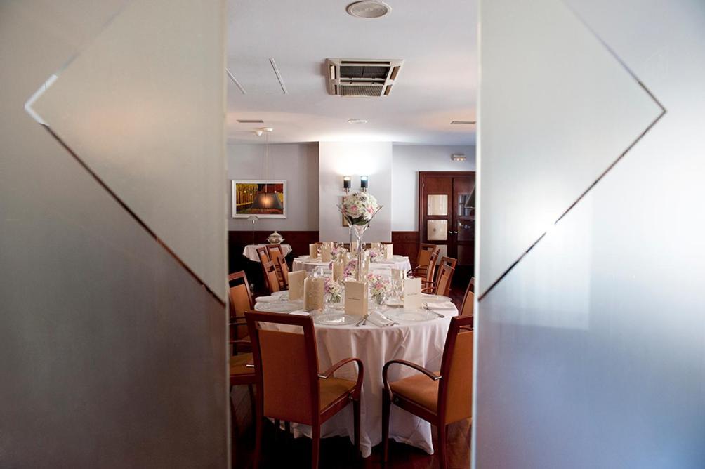 Hotel Torres Manlleu Zewnętrze zdjęcie