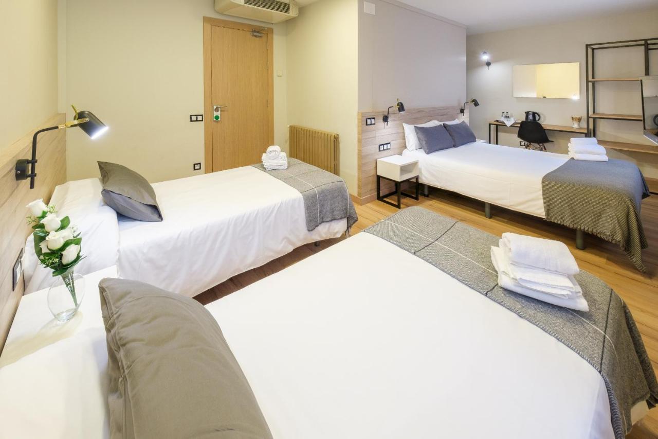 Hotel Torres Manlleu Zewnętrze zdjęcie