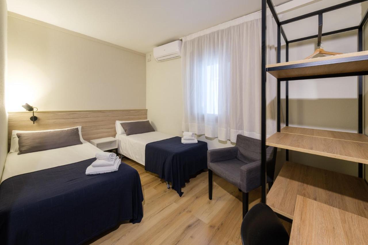Hotel Torres Manlleu Zewnętrze zdjęcie