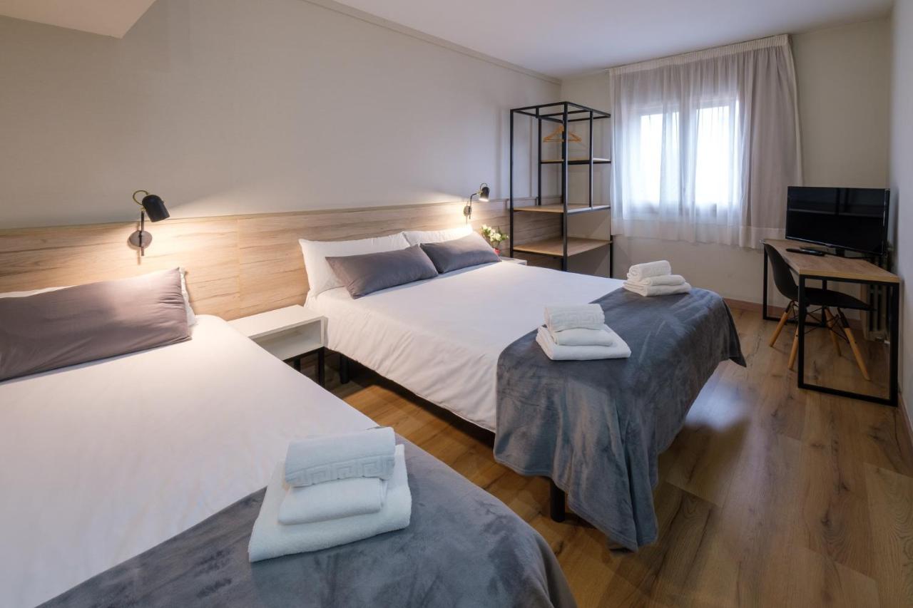 Hotel Torres Manlleu Zewnętrze zdjęcie