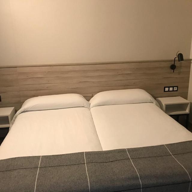 Hotel Torres Manlleu Zewnętrze zdjęcie